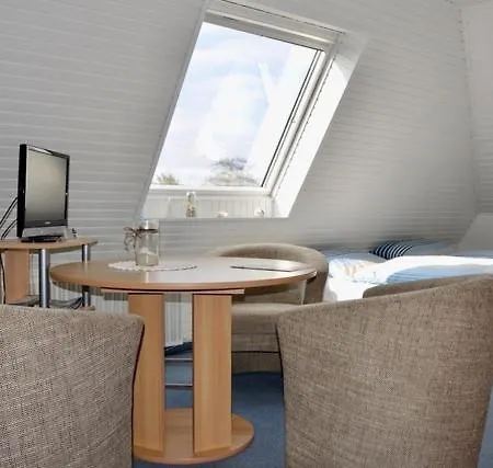 Rum i privatbostad Gaestehaus Kiekmolrin