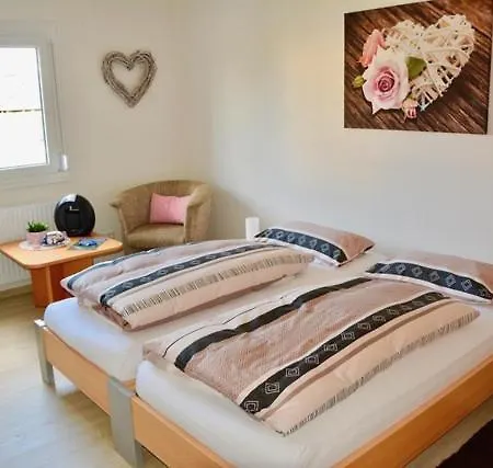 Séjour chez l'habitant Gaestehaus Kiekmolrin *